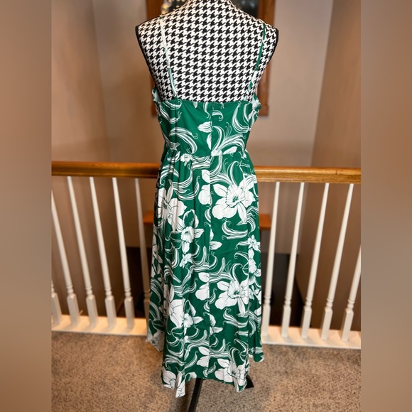 Cupshe midi green floral dress NEW! ✨ - Picture 5 of 5